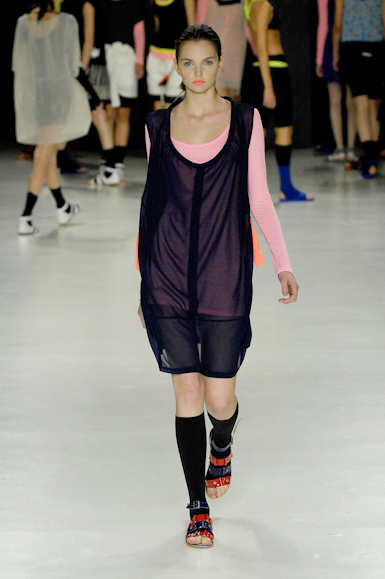 desfiles-carlotajoakina-saopauloverao2008rtw-124