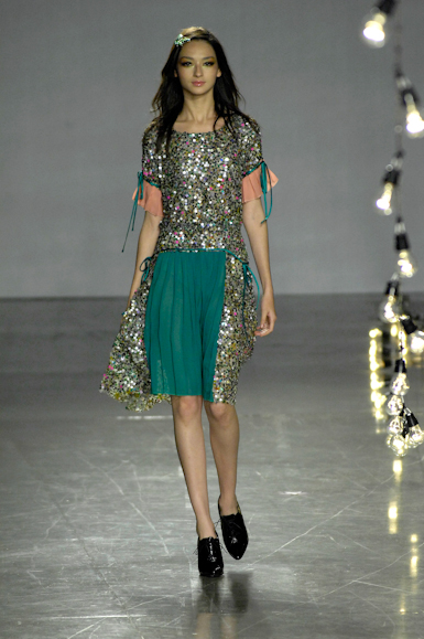 desfiles-doestilista-saopauloverao2008rtw-132