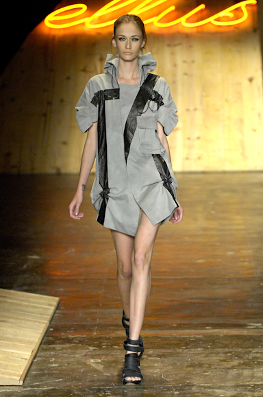 desfiles-ellus-saopauloverao2008rtw-101