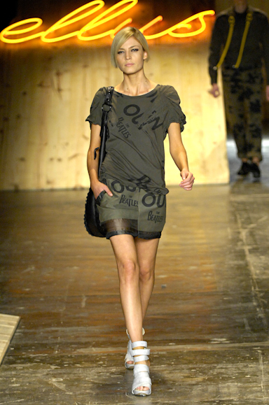 desfiles-ellus-saopauloverao2008rtw-111