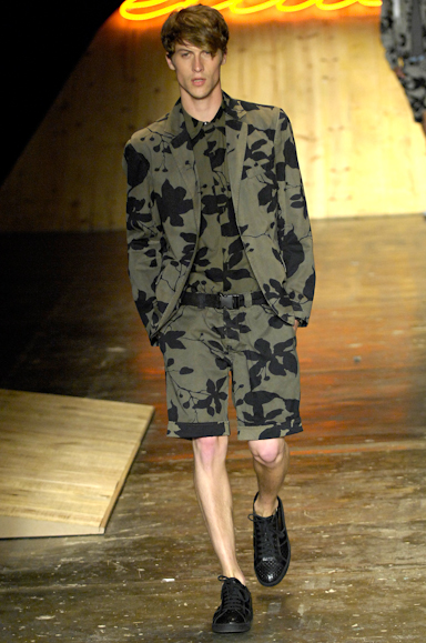 desfiles-ellus-saopauloverao2008rtw-114