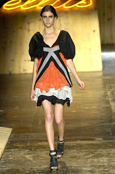 desfiles-ellus-saopauloverao2008rtw-149