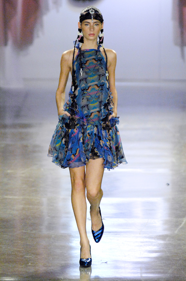 desfiles-fabiabercsek-saopauloverao2008rtw-103