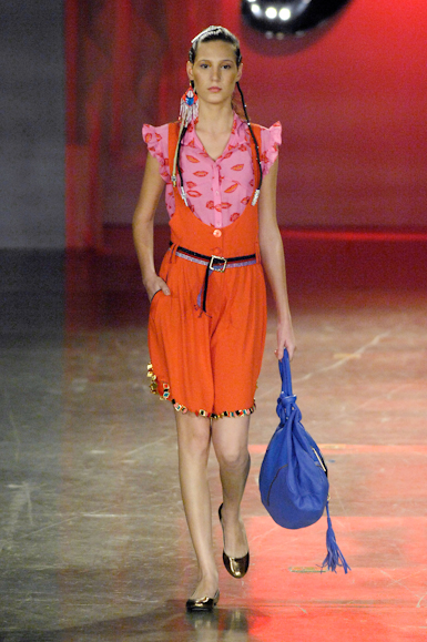 desfiles-fabiabercsek-saopauloverao2008rtw-124