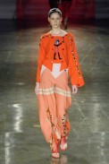desfiles-fabiabercsek-saopauloverao2008rtw-128