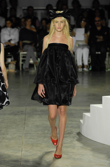 desfiles-fausehaten-saopauloverao2008rtw-105