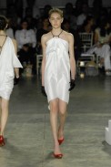 desfiles-fausehaten-saopauloverao2008rtw-136