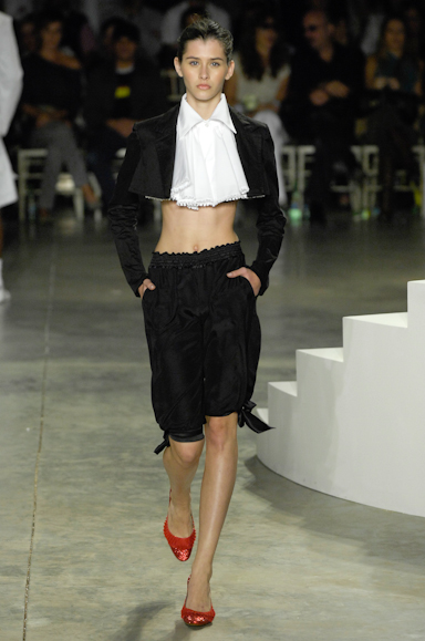 desfiles-fausehaten-saopauloverao2008rtw-143
