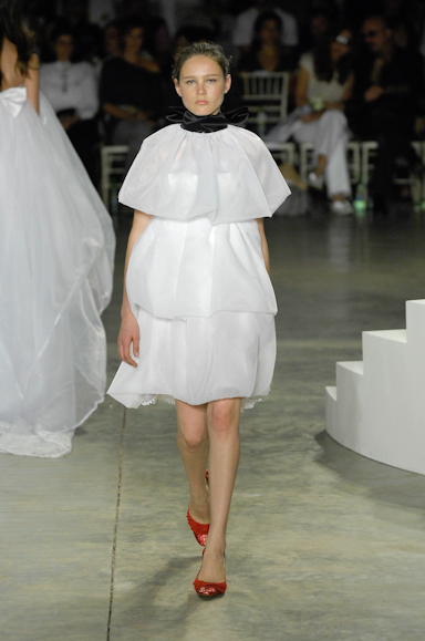 desfiles-fausehaten-saopauloverao2008rtw-148