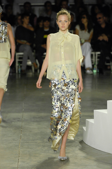 desfiles-fausehaten-saopauloverao2008rtw-152