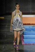 desfiles-erikaikezili-saopauloverao2008rtw-118