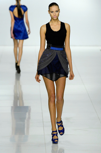 desfiles-giselenasser-saopauloverao2008rtw-101
