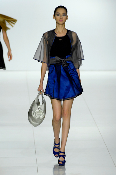 desfiles-giselenasser-saopauloverao2008rtw-103