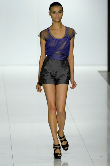 desfiles-giselenasser-saopauloverao2008rtw-112