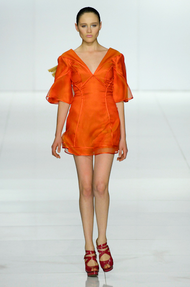 desfiles-giselenasser-saopauloverao2008rtw-115