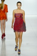 desfiles-giselenasser-saopauloverao2008rtw-116