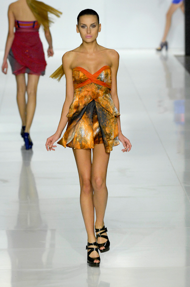 desfiles-giselenasser-saopauloverao2008rtw-117