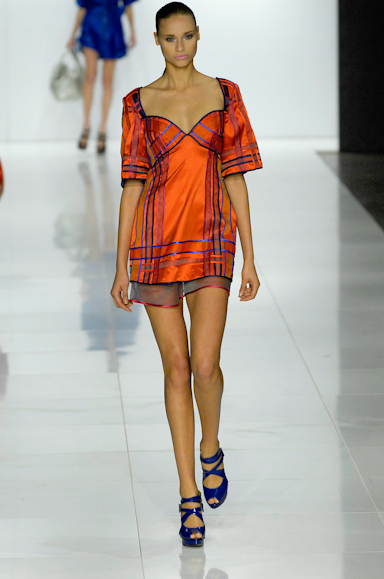 desfiles-giselenasser-saopauloverao2008rtw-123