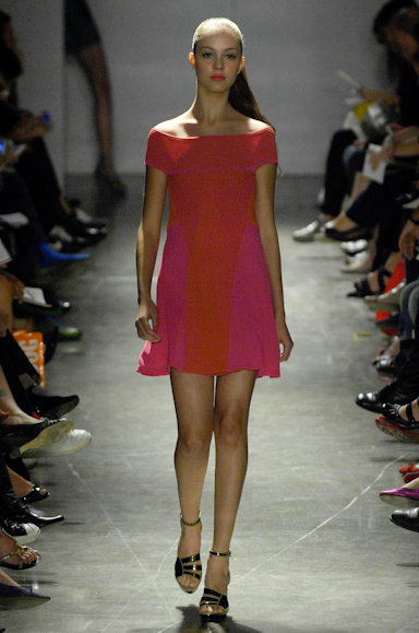desfiles-terezasantos-saopauloverao2008rtw-117