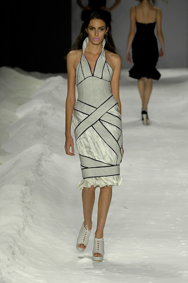 desfiles-samuelcirnansck-saopauloverao2008rtw-107
