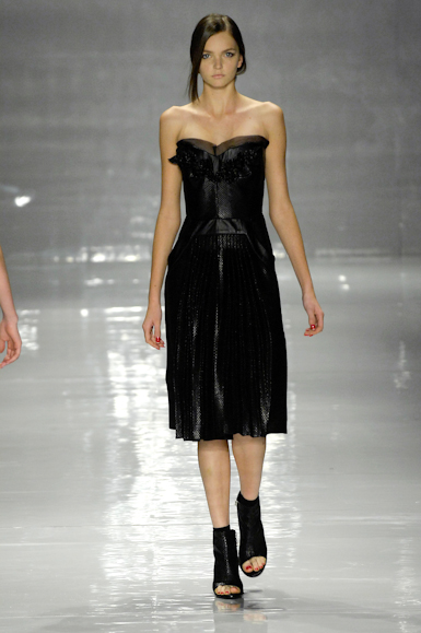 desfiles-reinaldolourenco-saopauloverao2008rtw-105