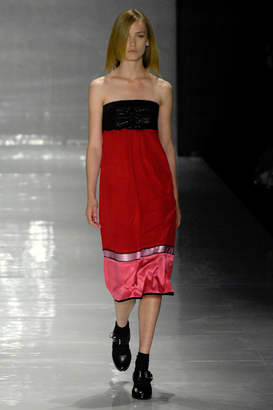 desfiles-reinaldolourenco-saopauloverao2008rtw-107