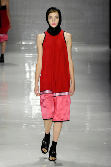 desfiles-reinaldolourenco-saopauloverao2008rtw-108