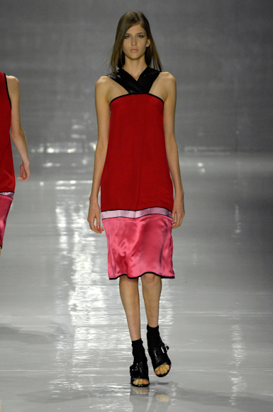 desfiles-reinaldolourenco-saopauloverao2008rtw-109
