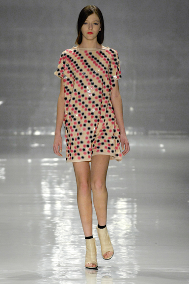 desfiles-reinaldolourenco-saopauloverao2008rtw-112