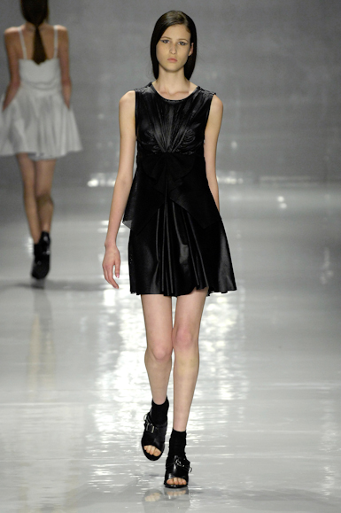 desfiles-reinaldolourenco-saopauloverao2008rtw-121