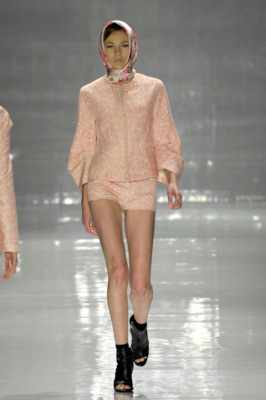 desfiles-reinaldolourenco-saopauloverao2008rtw-123
