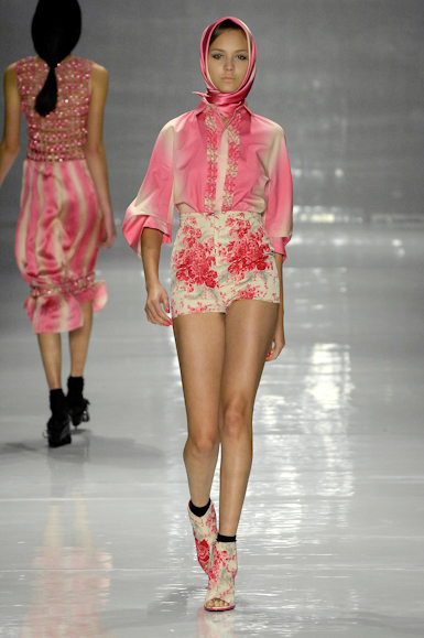 desfiles-reinaldolourenco-saopauloverao2008rtw-131