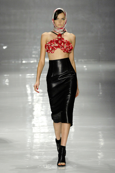desfiles-reinaldolourenco-saopauloverao2008rtw-134