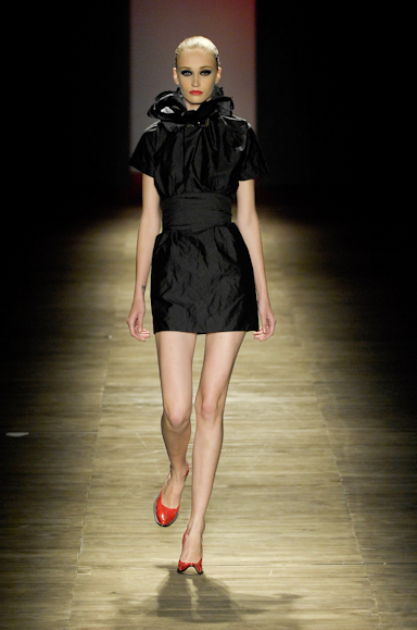 desfiles-herchcovich-saopauloverao2008rtw-118