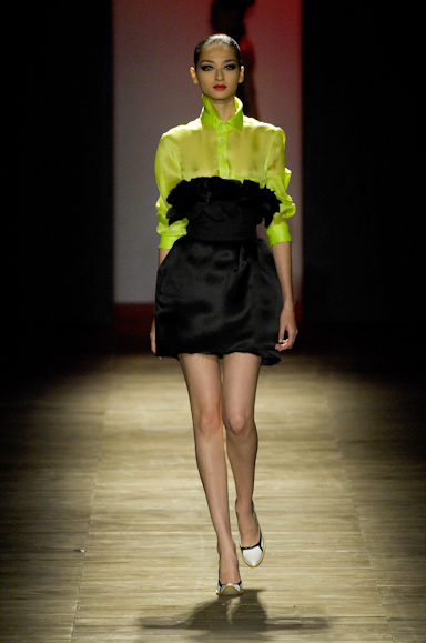 desfiles-herchcovich-saopauloverao2008rtw-119