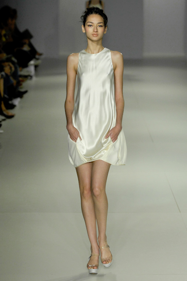 desfiles-iodice-saopauloverao2008rtw-100