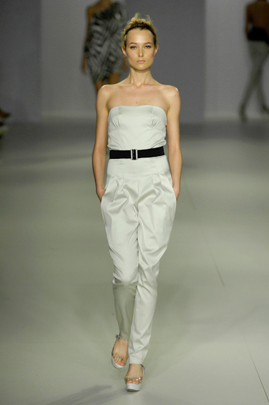 desfiles-iodice-saopauloverao2008rtw-106