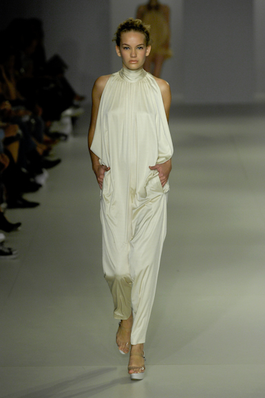 desfiles-iodice-saopauloverao2008rtw-119