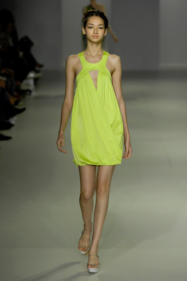 desfiles-iodice-saopauloverao2008rtw-136