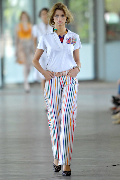 desfiles-isabelacapeto-saopauloverao2008rtw-114