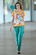 desfiles-isabelacapeto-saopauloverao2008rtw-118