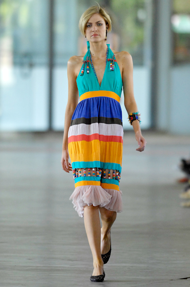 desfiles-isabelacapeto-saopauloverao2008rtw-121