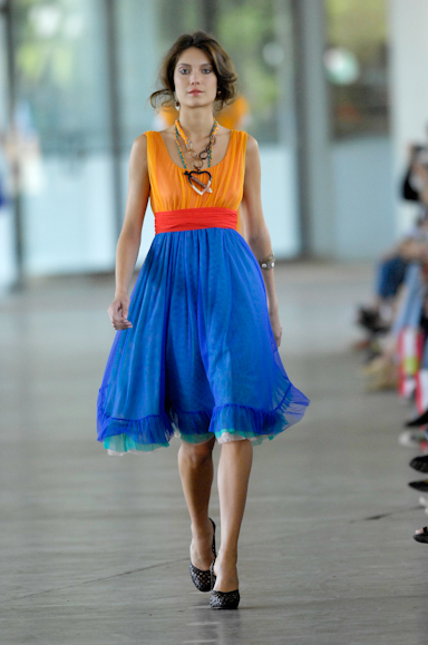 desfiles-isabelacapeto-saopauloverao2008rtw-123