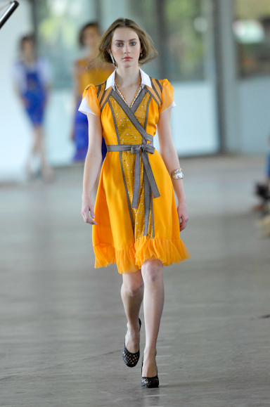 desfiles-isabelacapeto-saopauloverao2008rtw-124