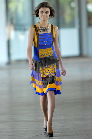 desfiles-isabelacapeto-saopauloverao2008rtw-127