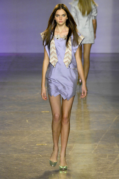 desfiles-prisciladarolt-saopauloverao2008rtw-109