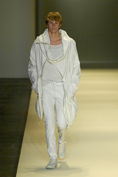 desfiles-osklen-saopauloverao2008rtw-109