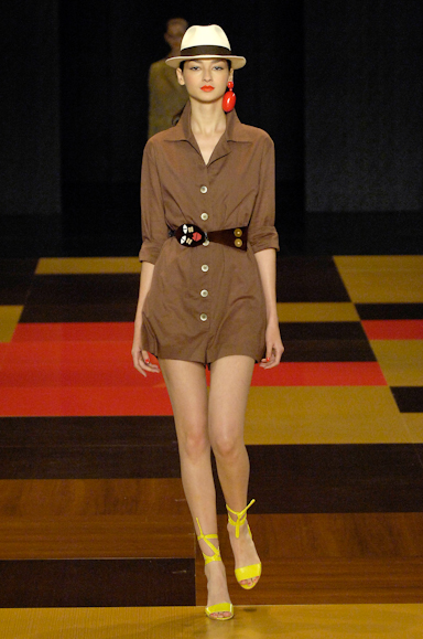 desfiles-neon-saopauloverao2008rtw-103