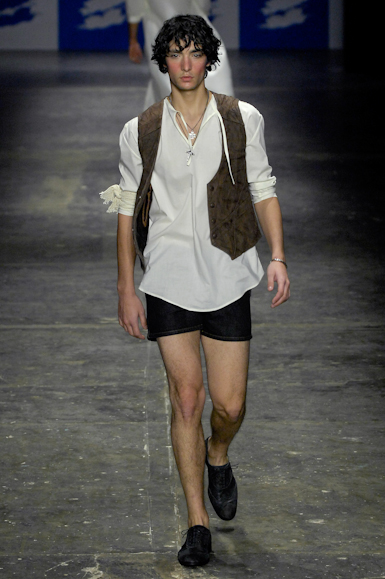 desfiles-marioqueiroz-saopauloverao2008rtw-101
