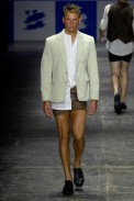 desfiles-marioqueiroz-saopauloverao2008rtw-102